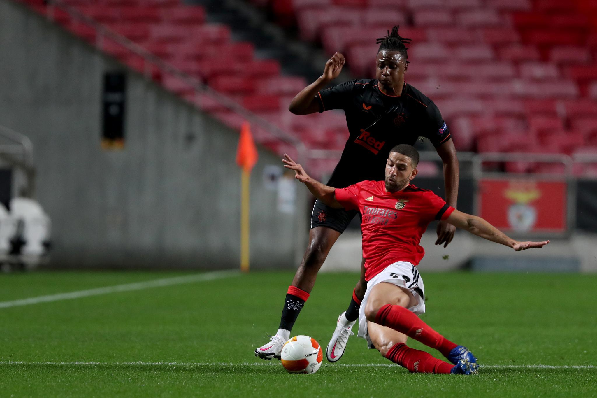 开云-里程碑夜！本菲卡门线救险；国王杯加时末段刷纪录；媒体盛赞；资深球员宣示担当的简单介绍