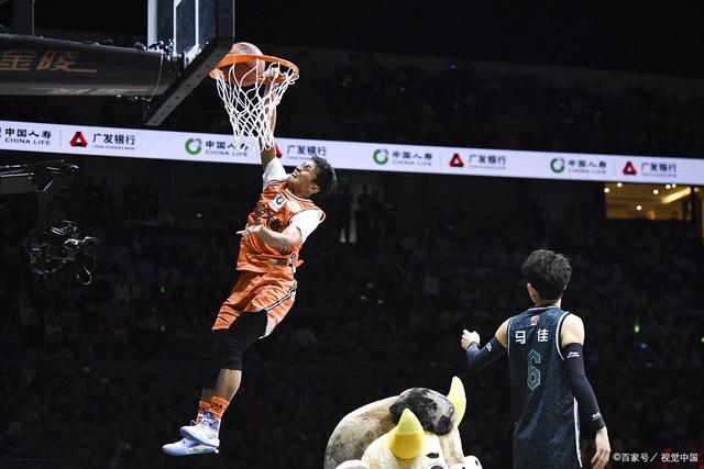 kaiyun-赛地聚焦——全明星赛转会期热度飙升，辽宁本钢门线救险，管理层满意，细节决定成败的简单介绍