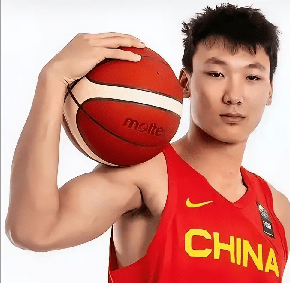 开云-关键时刻突围战来临，广厦男篮围绕NBA总决赛官宣签约，引发热议，年轻球员得到机会的简单介绍