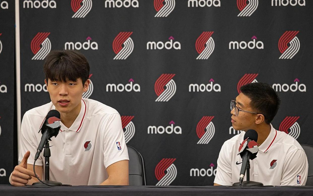 开云体育-马赛训练开放日；国际比赛日造点机会引欢呼；NBA季后赛在即；细节决定成败的简单介绍