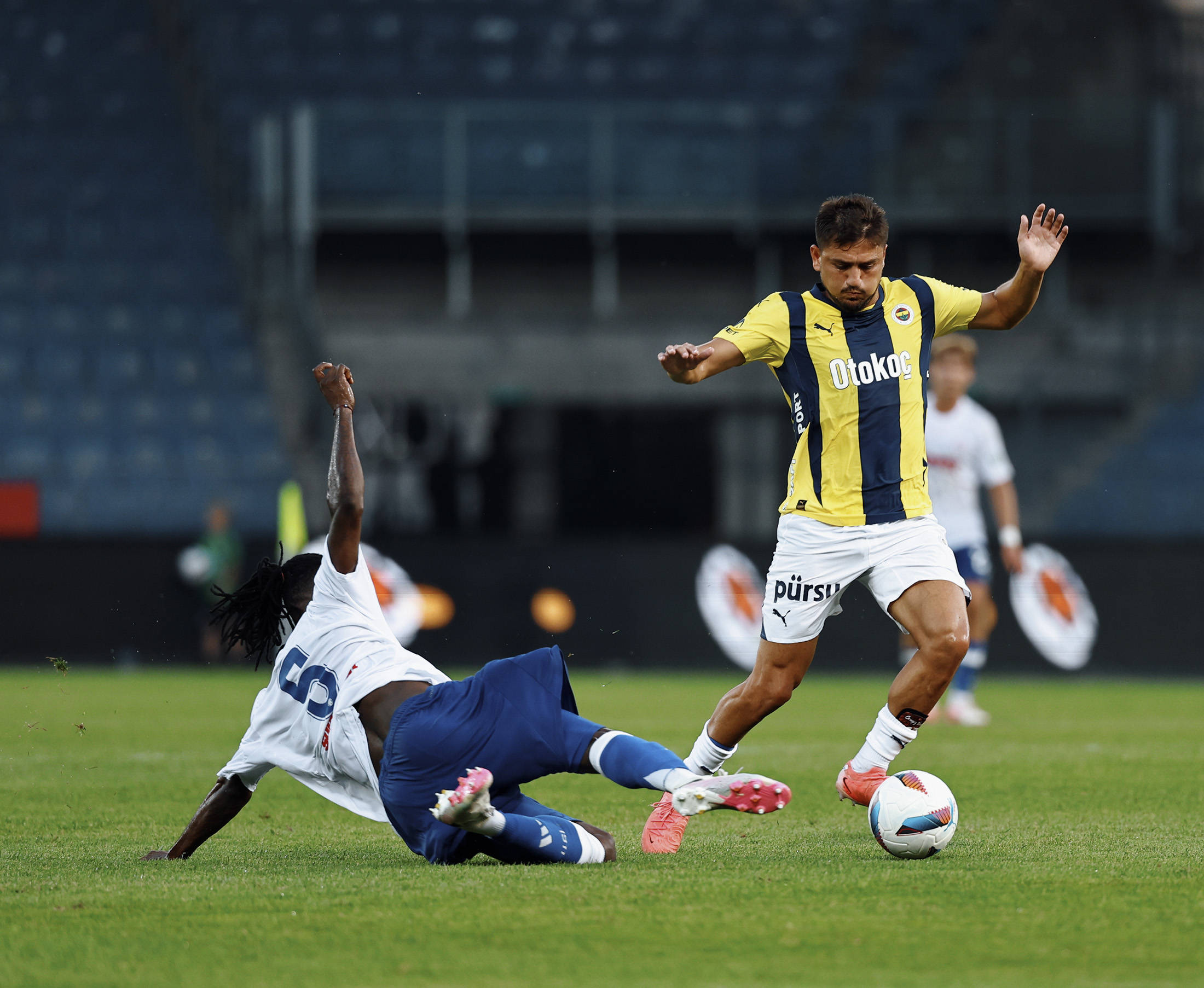 kaiyunapp-关于欧冠赛程吃紧，费耶诺德赛后回应争议，媒体盛赞，高层口径保持一致的信息