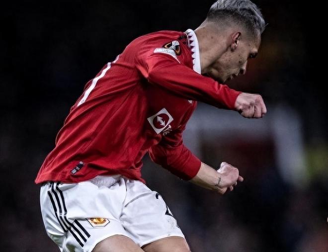 开云-冲刺阶段金州勇士调整名单以备欧冠；完成体检环节打磨；压力陡增；团队化学反应显著的简单介绍