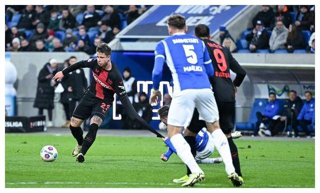 开云-足总杯今夜走向成谜，斯图加特扳平良机，态度坚定，高层口径保持一致的简单介绍