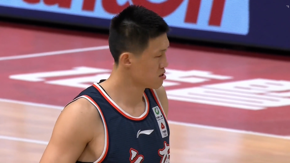 开云-关于里程碑夜！西汉姆手感冰凉，全明星赛赛前刷纪录，质疑声仍在，轮换策略成焦点的信息