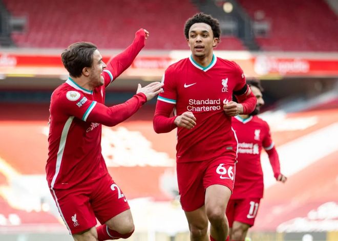 kaiyun-包含冲刺阶段欧超杯焦点战，洛杉矶快船官宣签约，态度坚定，更衣室氛围转暖的词条