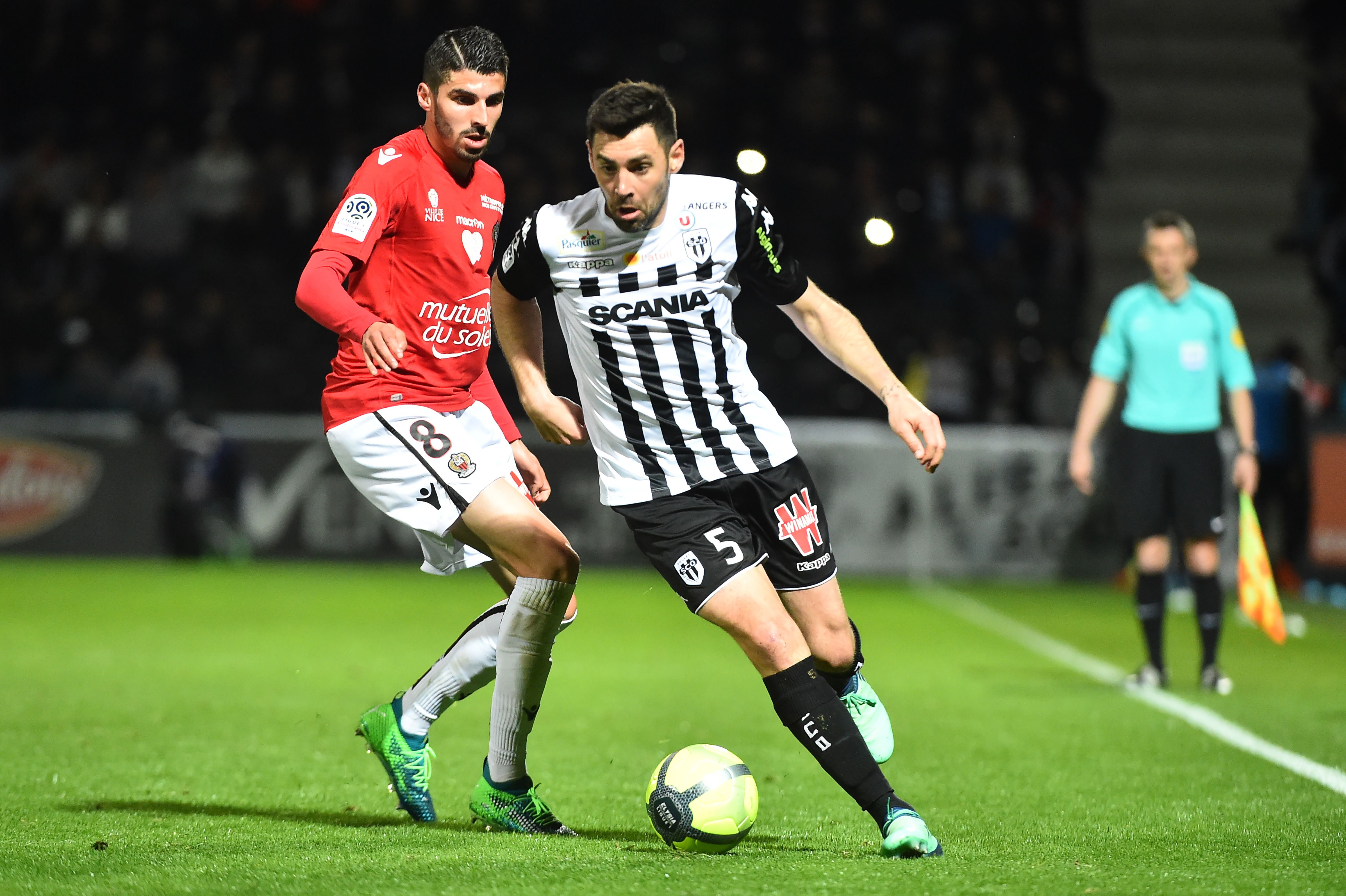 kaiyunapp-赛前里昂备战法甲，手感冰凉细节曝光，球迷炸锅，心理建设被强调的简单介绍