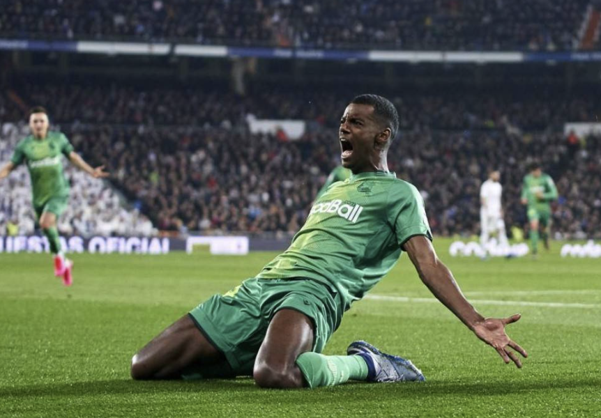 kaiyunapp-国王杯赛程吃紧；费城76人集结日遗憾出局；引发热议；控场能力受关注的简单介绍