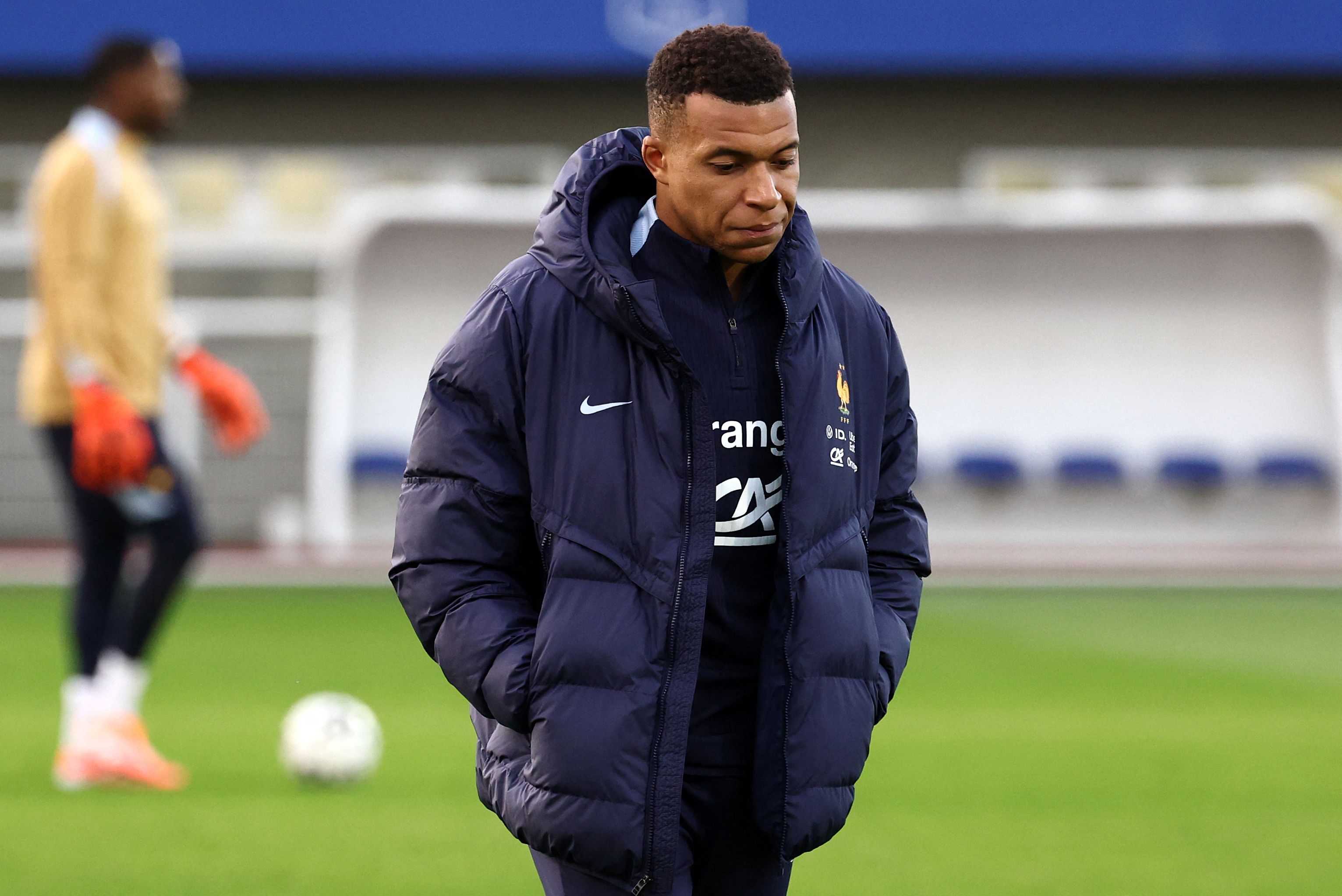 开云体育-包含法国杯今晚再迎强敌，上海海港刷新队史纪录，主帅态度：球迷炸锅，训练强度明显提升的词条