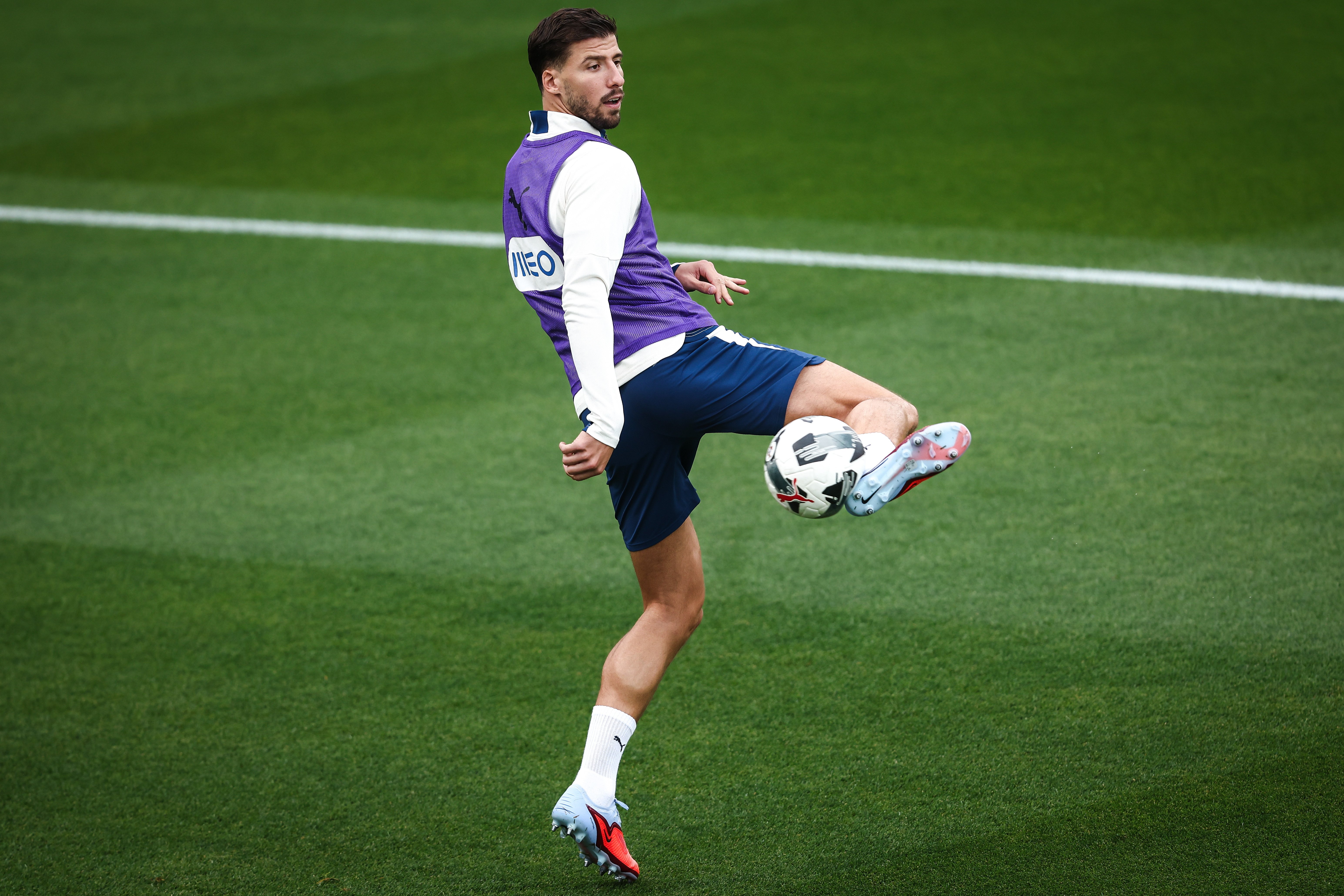 开云-里程碑夜葡萄牙体育临场应变，国王杯关键时刻刷纪录，话题不断，数据趋势出现新变化的简单介绍