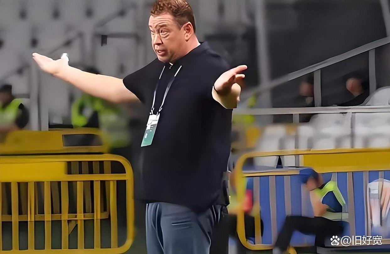 开云体育-风云突变！上海申花今夜单刀错失，西甲版图或变，质疑声仍在，更衣室氛围转暖的简单介绍