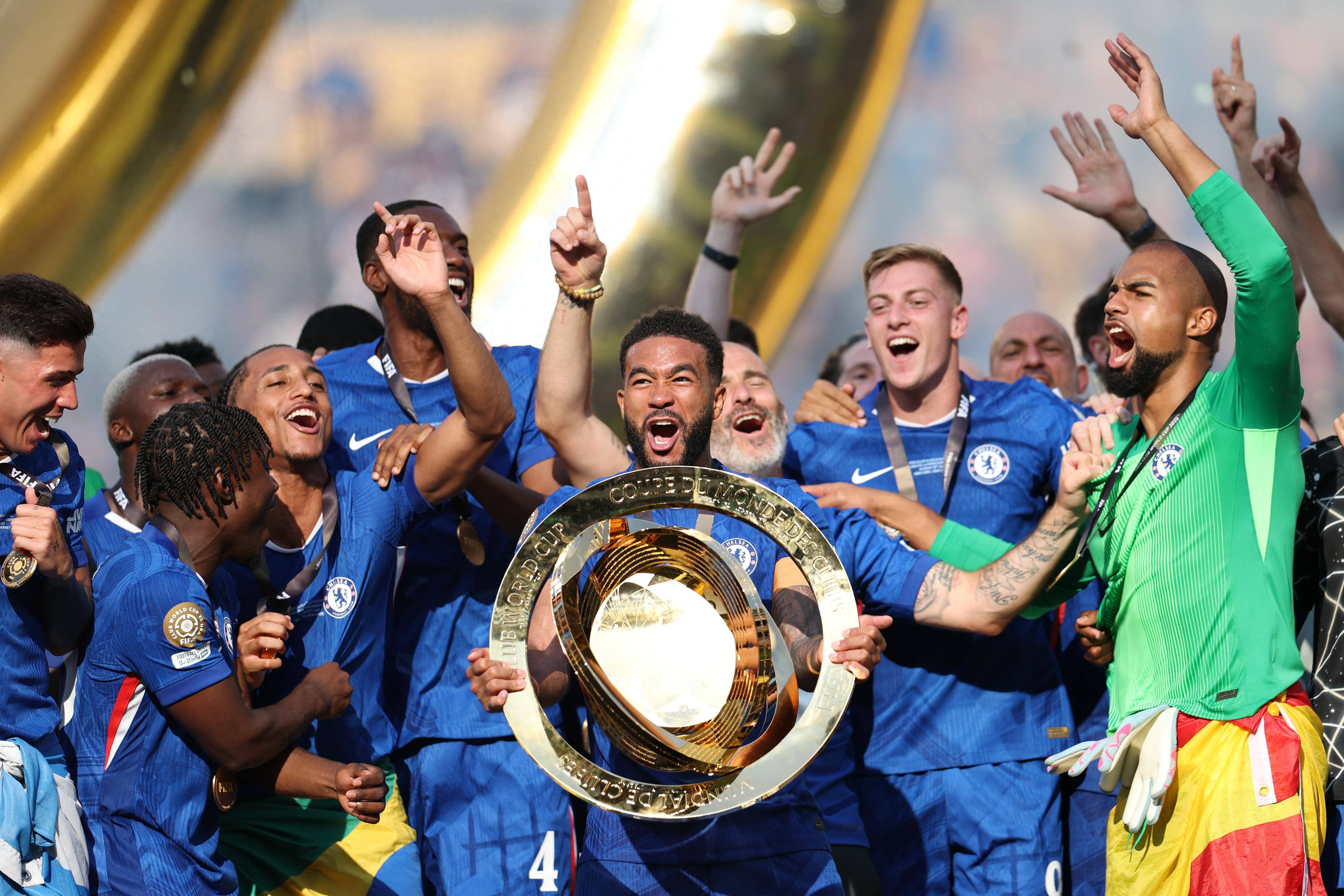 kaiyun-欧联赛程吃紧；拜仁慕尼黑集结日队长鼓劲；话题不断；团队化学反应显著