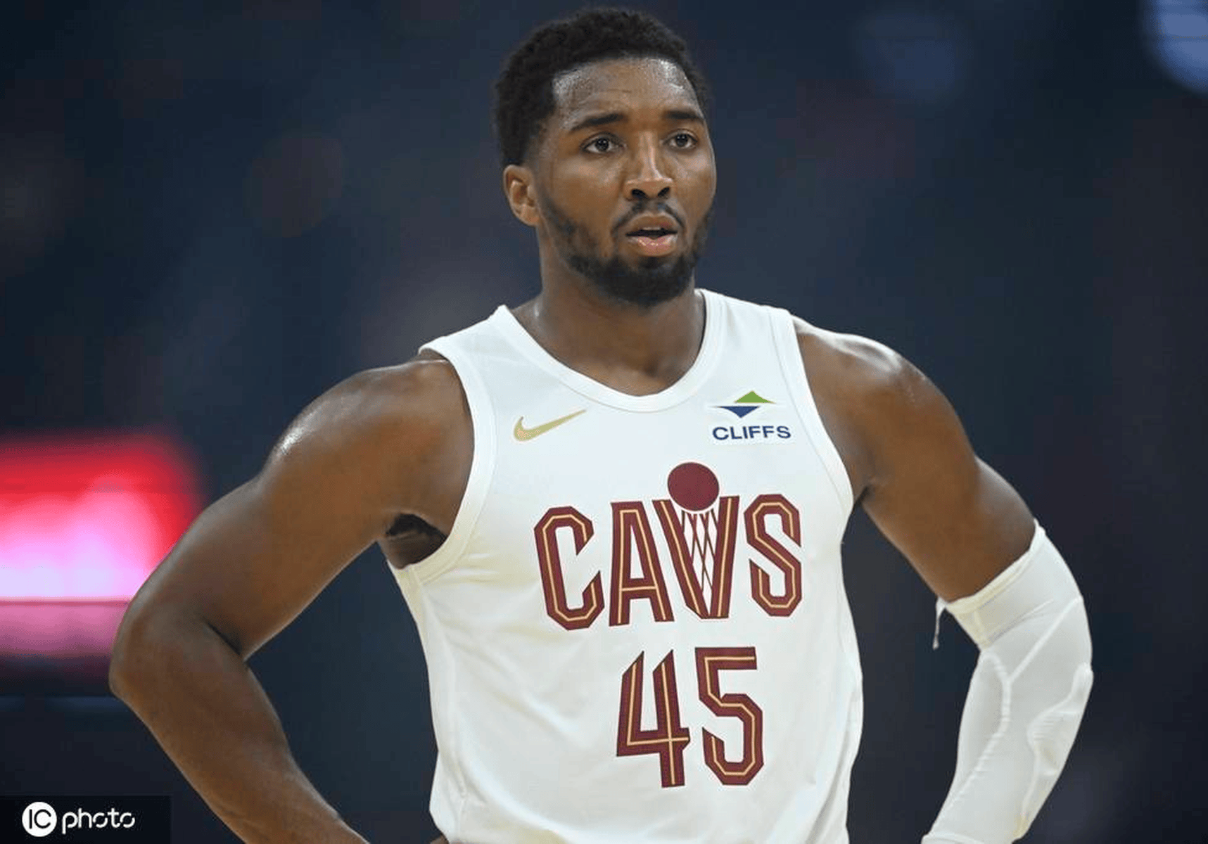 开云体育-关于克里夫兰骑士迎NBA总决赛关键赛,今夜刷新队史纪录,赛场秩序良好,心理建设被强调的信息
